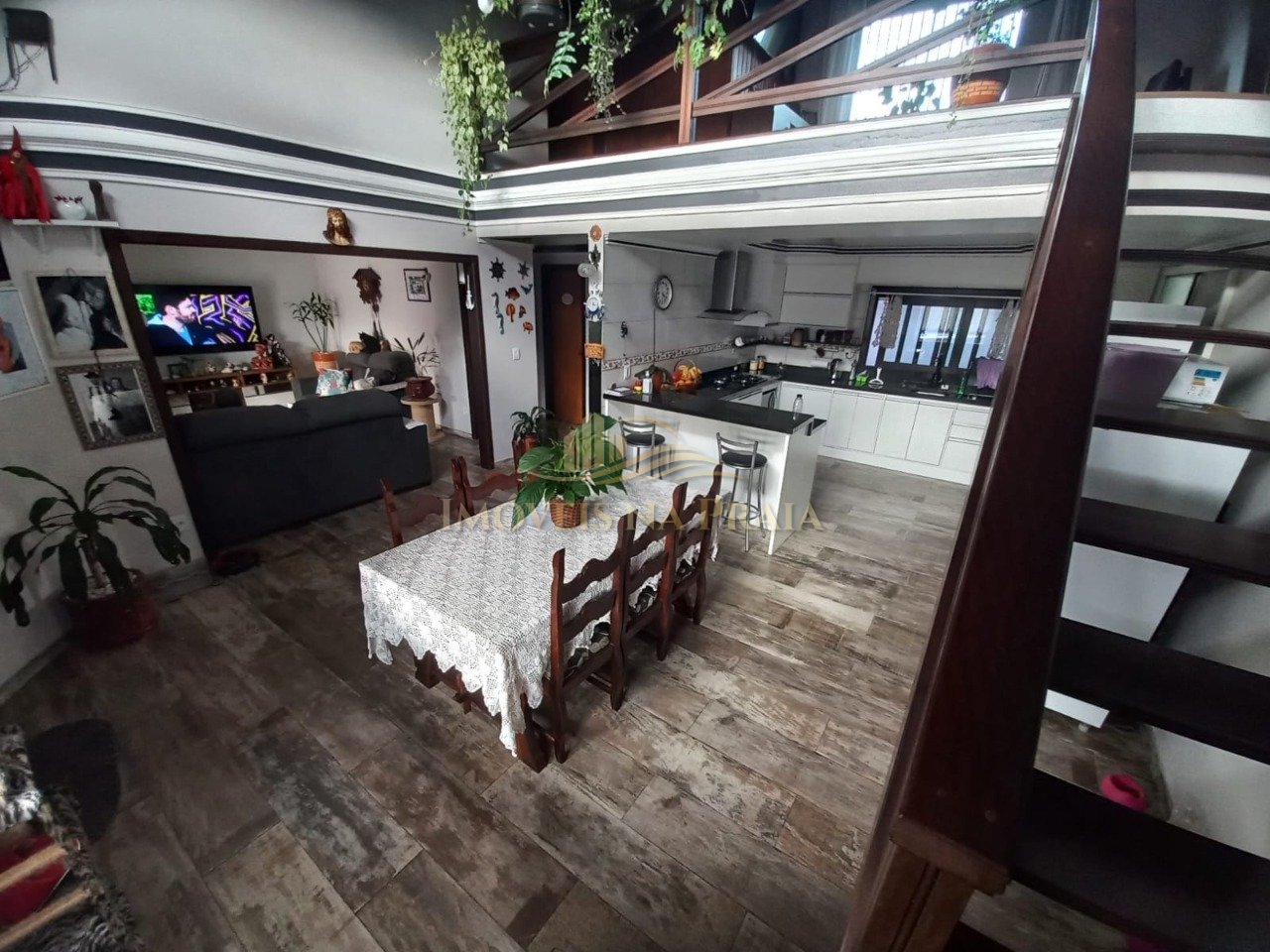 Foto 9 — Casa 4 dormitórios no bairro Centro