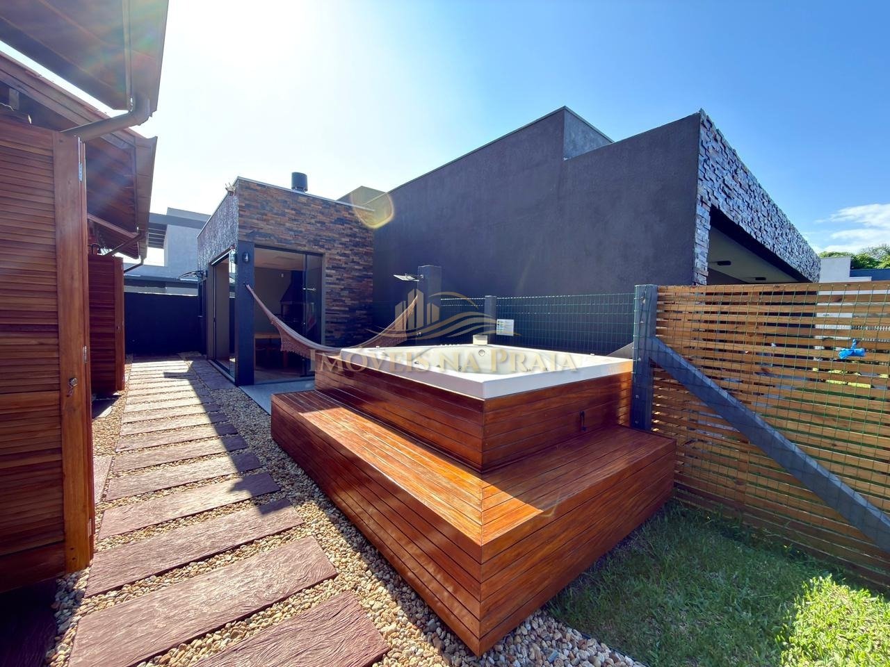 Foto 20 — Casa 2 dormitórios no bairro Atlântida