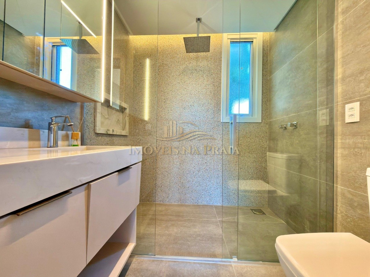 Foto 32 — Casa em Condomínio 4 dormitórios no bairro Allure Beach Condo