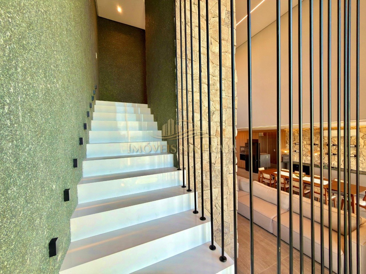 Foto 17 — Casa em Condomínio 4 dormitórios no bairro Allure Beach Condo