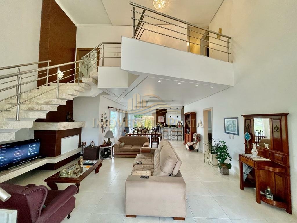 Foto 3 — Casa em Condomínio no Condado de Capão.