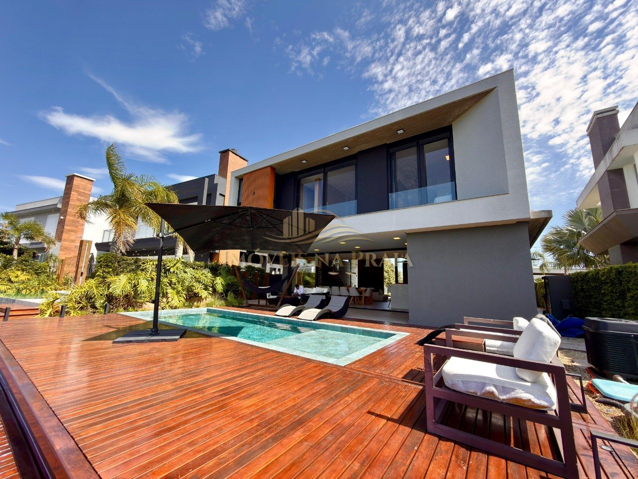 Foto 46 — Casa em Condomínio no Malibu Beach Residence.