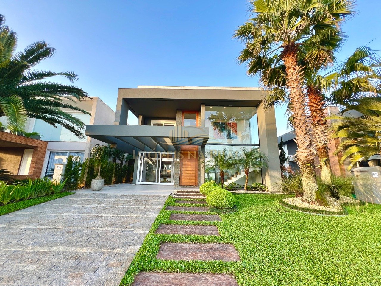 Foto 2 — Casa em Condomínio no Malibu Beach Residence.