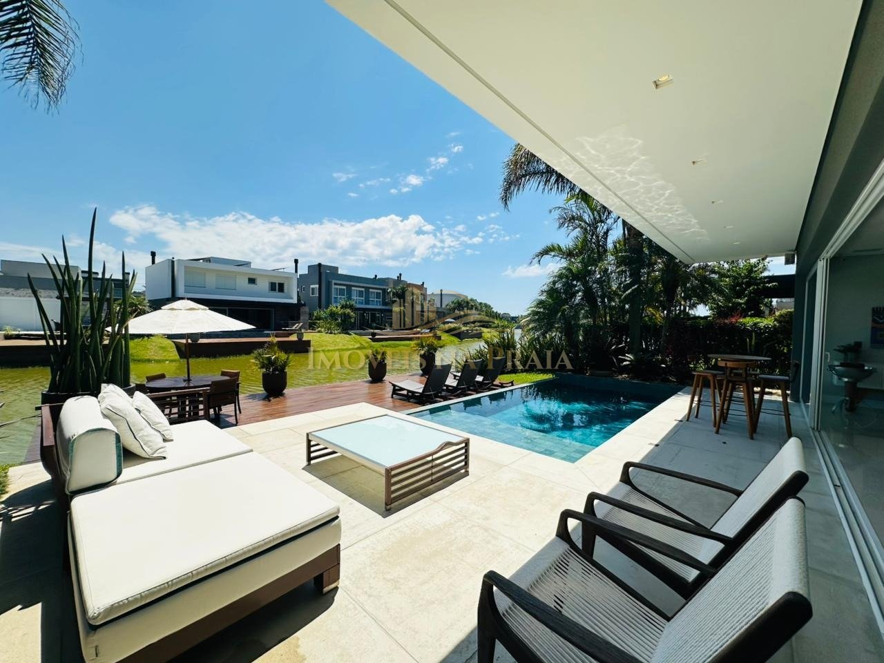 Foto 27 — Casa em Condomínio 5 dormitórios no bairro Malibu Beach Residence