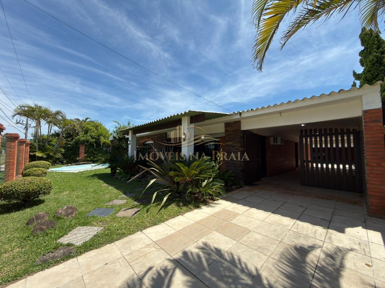 Foto 3 — Casa 4 dormitórios no bairro Atlântida