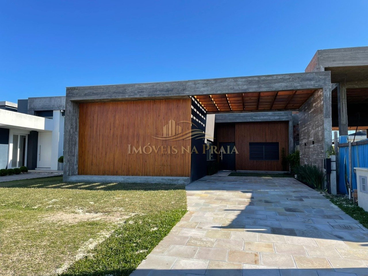 Foto 2 — Casa em Condomínio 4 Dormitório(s) Bairro Riviera