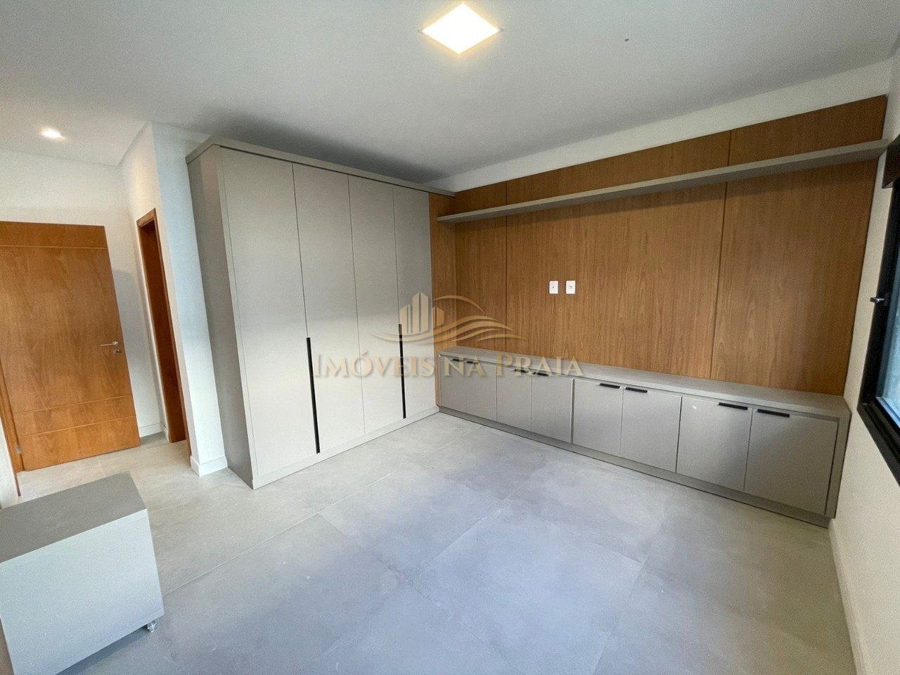 Foto 33 — Casa em Condomínio 4 Dormitório(s) Bairro Riviera