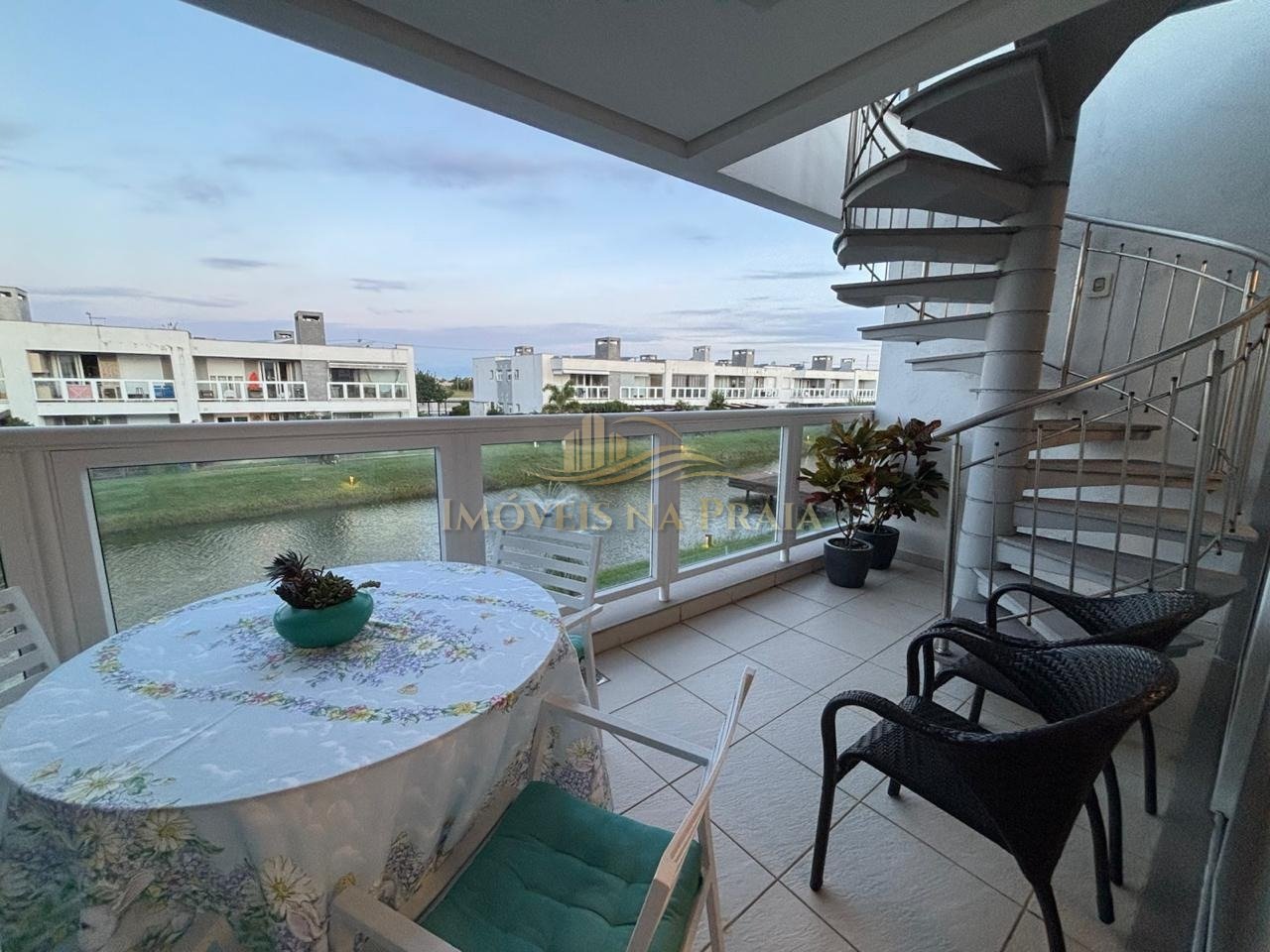 Apartamento no Rossi Atlântida.