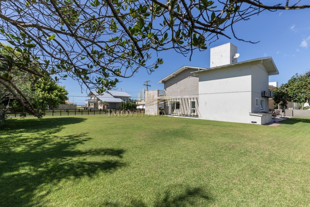 Foto 3 — Casa 4 Dormitório(s) Bairro Atlântida