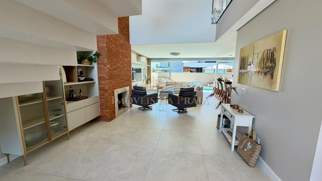 Foto 4 — Casa em Condomínio no Sunset.