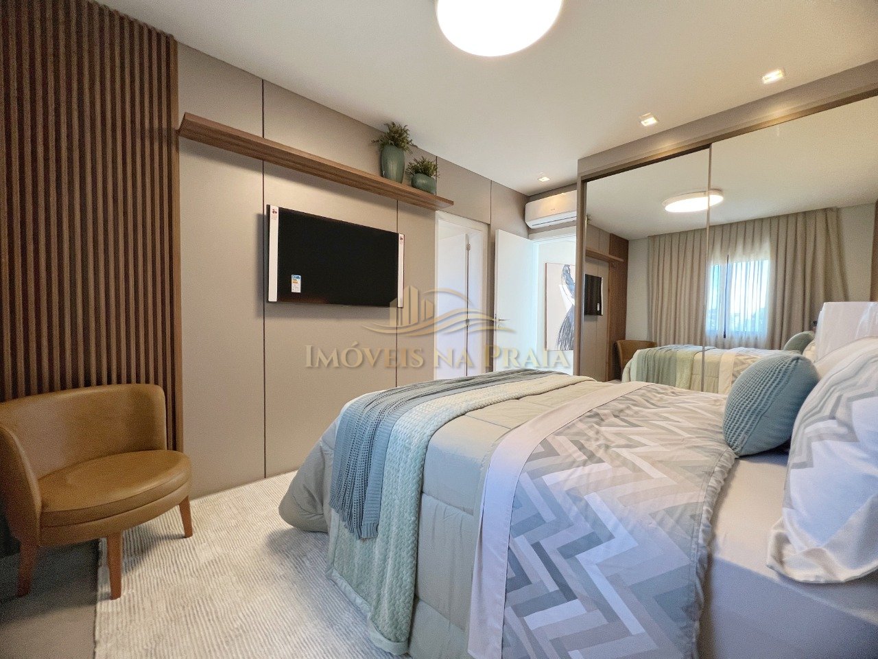 Foto 12 — Casa em Condomínio 6 Dormitório(s) Bairro Sense Xa