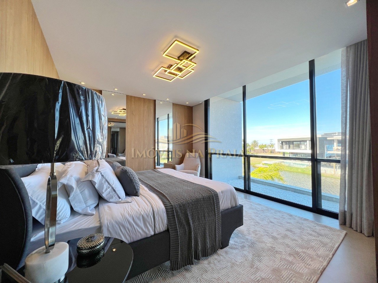 Foto 11 — Casa em Condomínio 6 Dormitório(s) Bairro Sense Xa