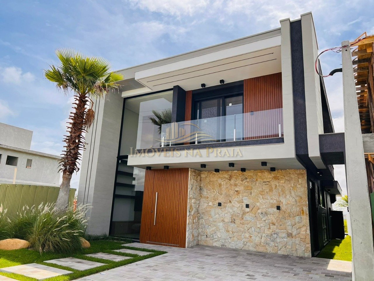 Foto 2 — Casa em Condomínio 4 dormitórios no bairro Allure Beach Condo