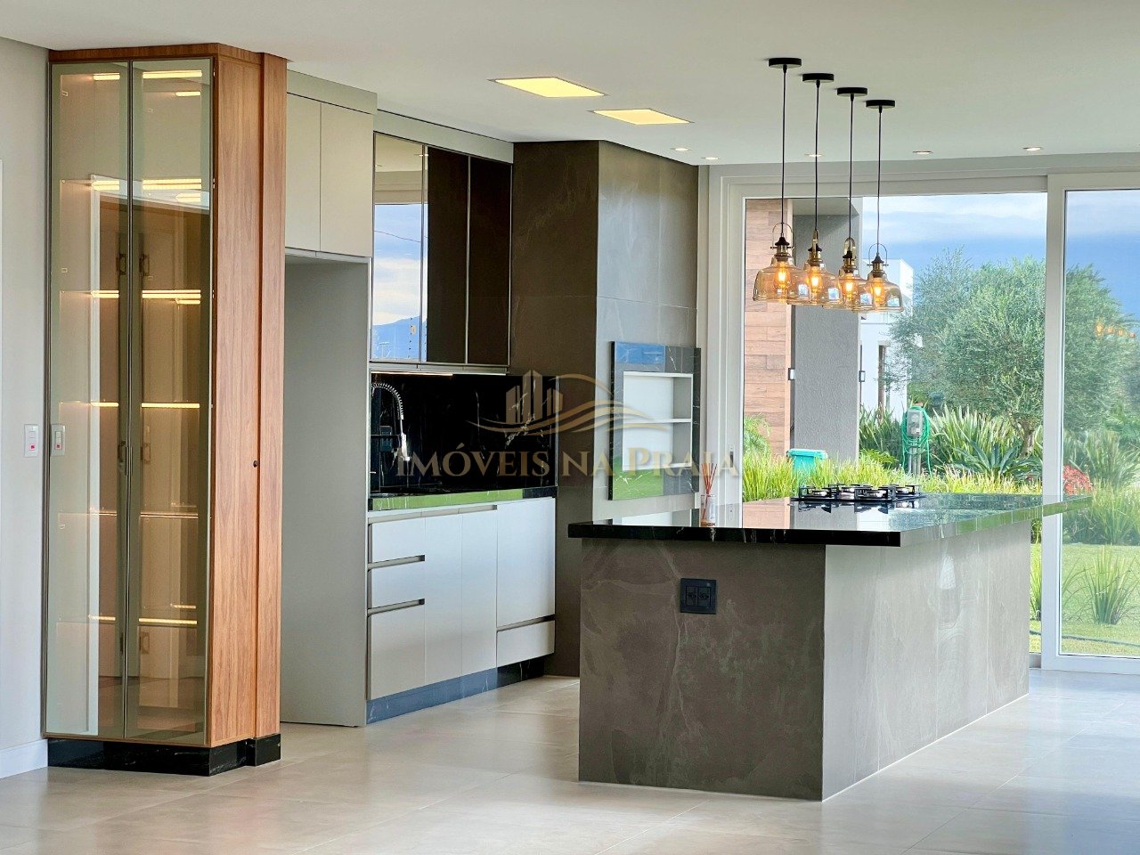 Foto 3 — Casa em Condomínio 4 Dormitório(s) Bairro Riviera