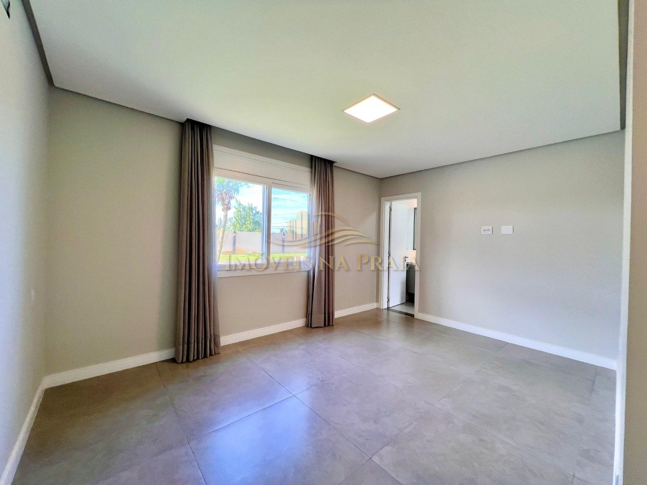 Foto 15 — Casa em Condomínio 4 Dormitório(s) Bairro Riviera