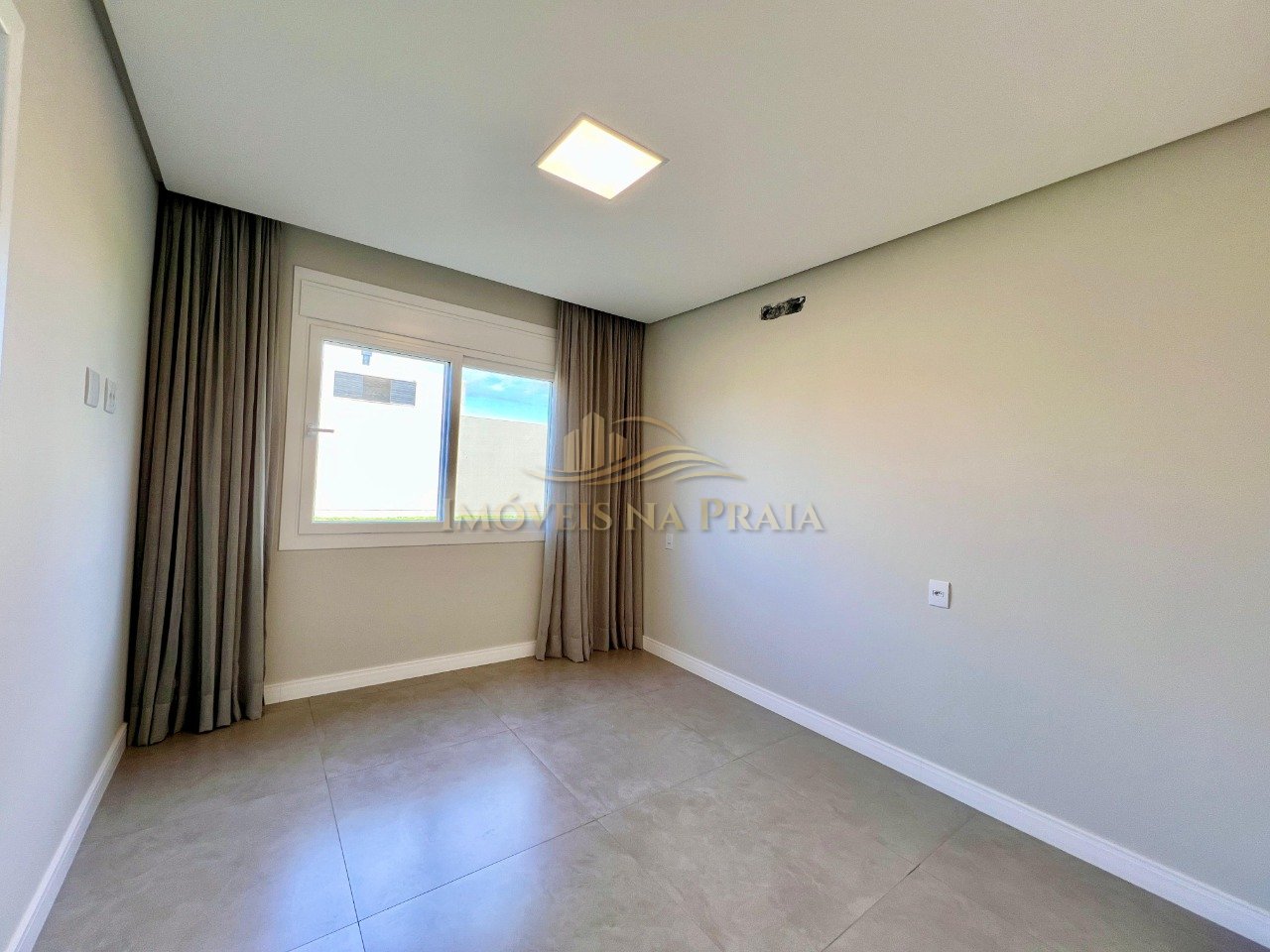 Foto 10 — Casa em Condomínio 4 Dormitório(s) Bairro Riviera