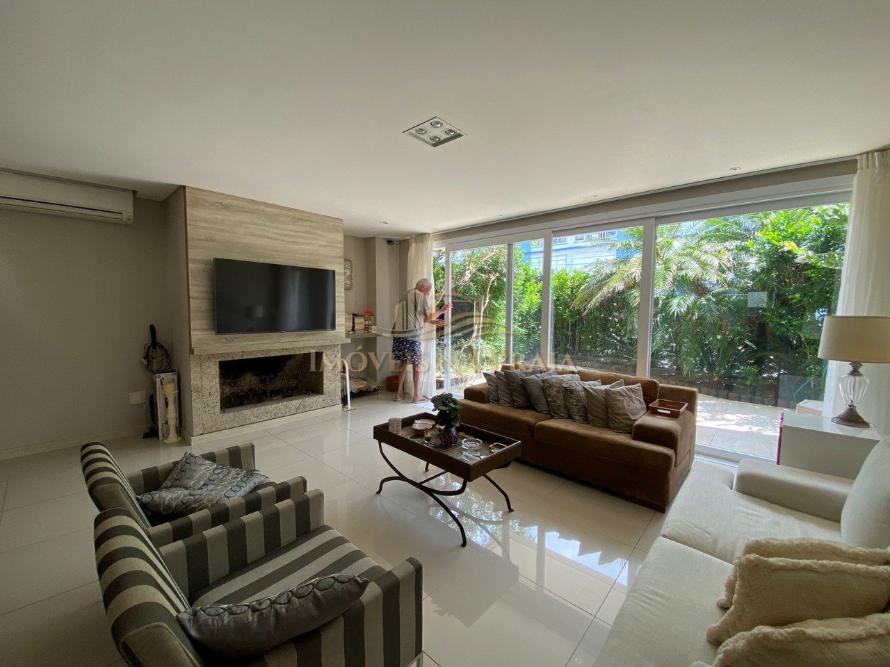 Casa em Condomínio 3 Dormitório(s) Bairro Solanas