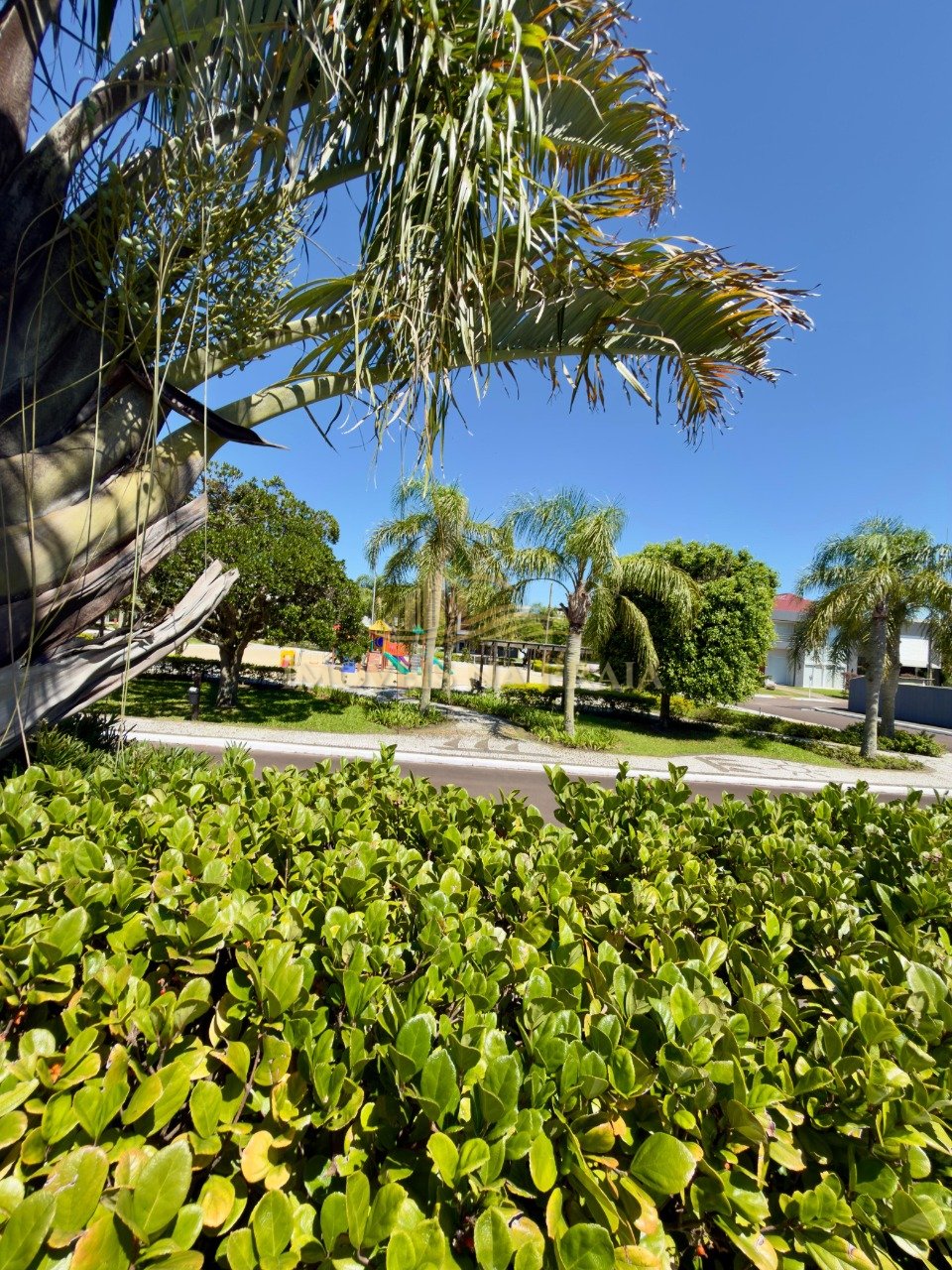 Foto 2 — Casa em Condomínio no Velas da Marina.