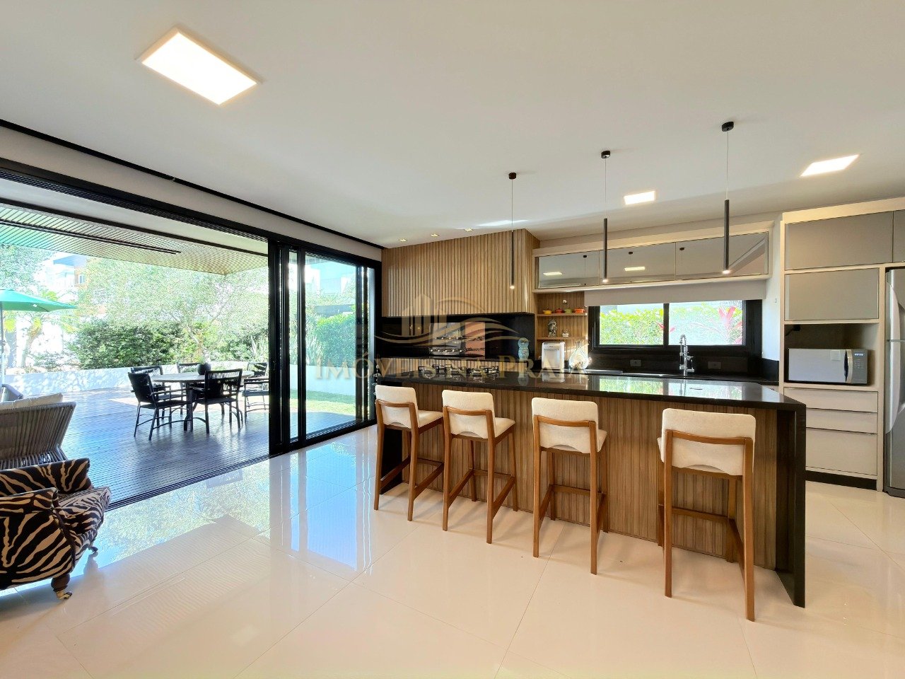 Foto 7 — Casa em Condomínio 4 Dormitório(s) Bairro Velas da