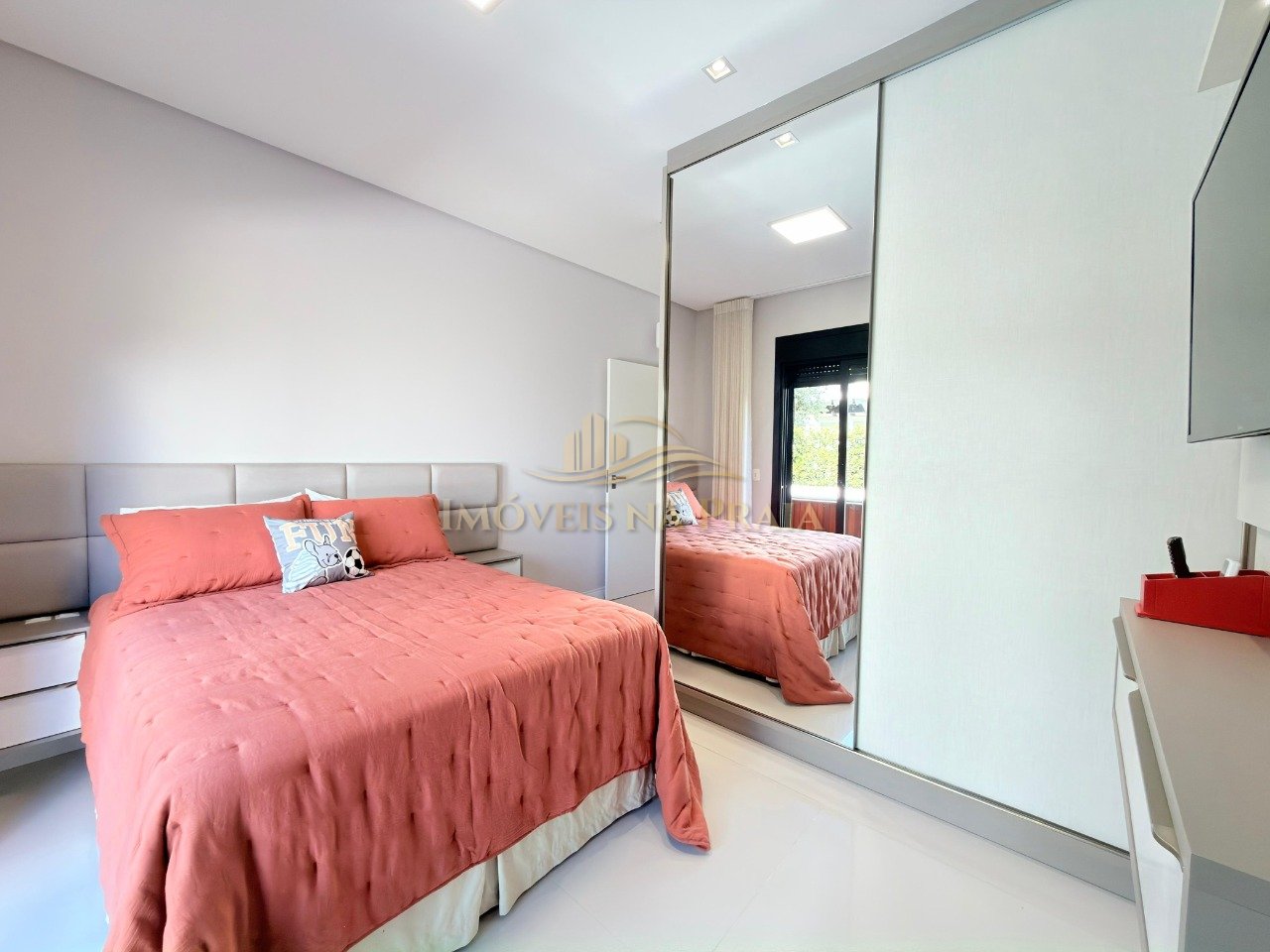 Foto 32 — Casa em Condomínio 4 Dormitório(s) Bairro Velas da