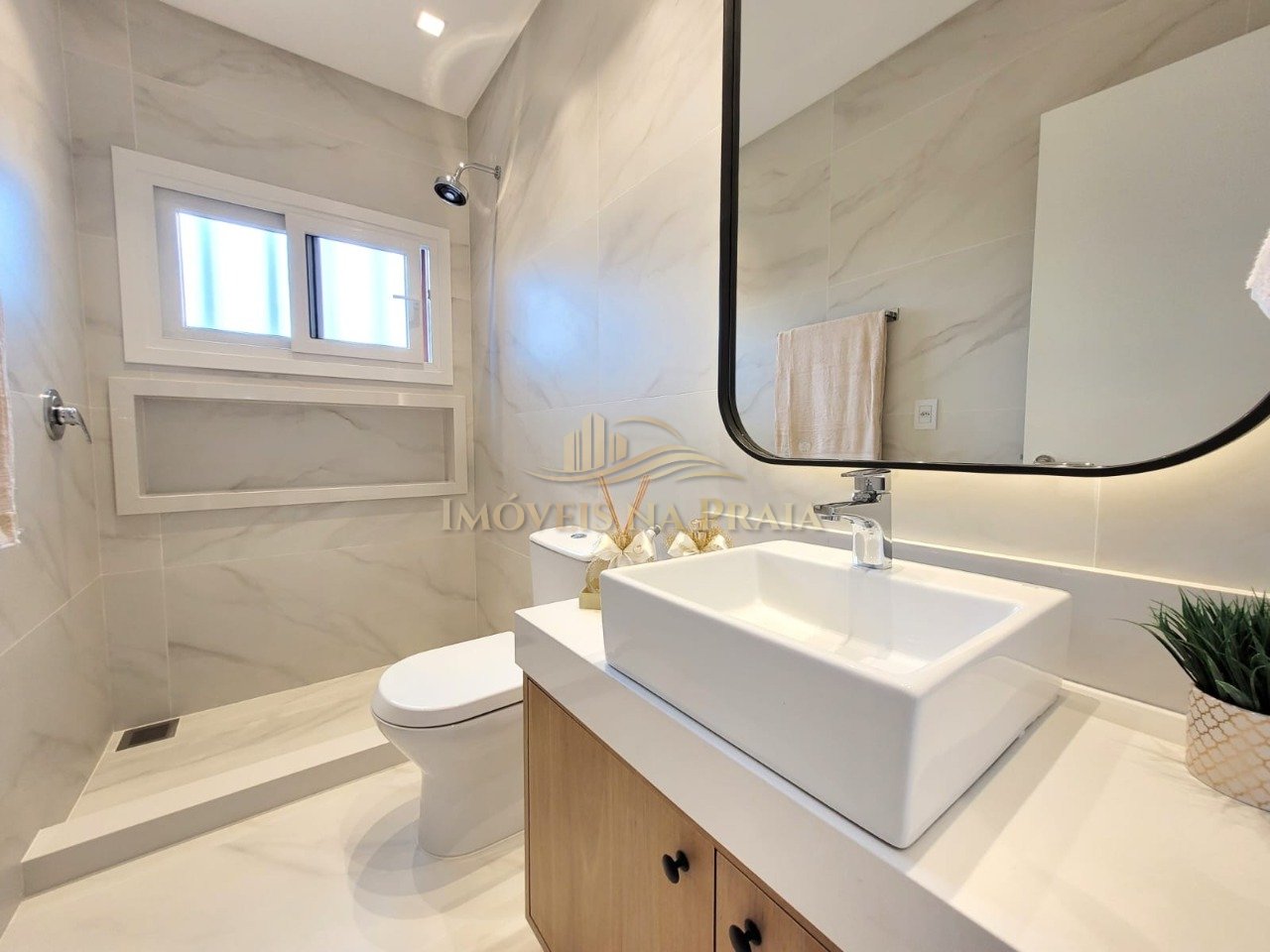 Foto 31 — Casa em Condomínio 5 dormitórios no bairro Playa Vista