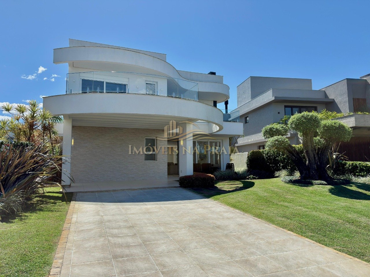 Casa em Condomínio 4 dormitórios no bairro Enseada Lagos de Xangri-lá