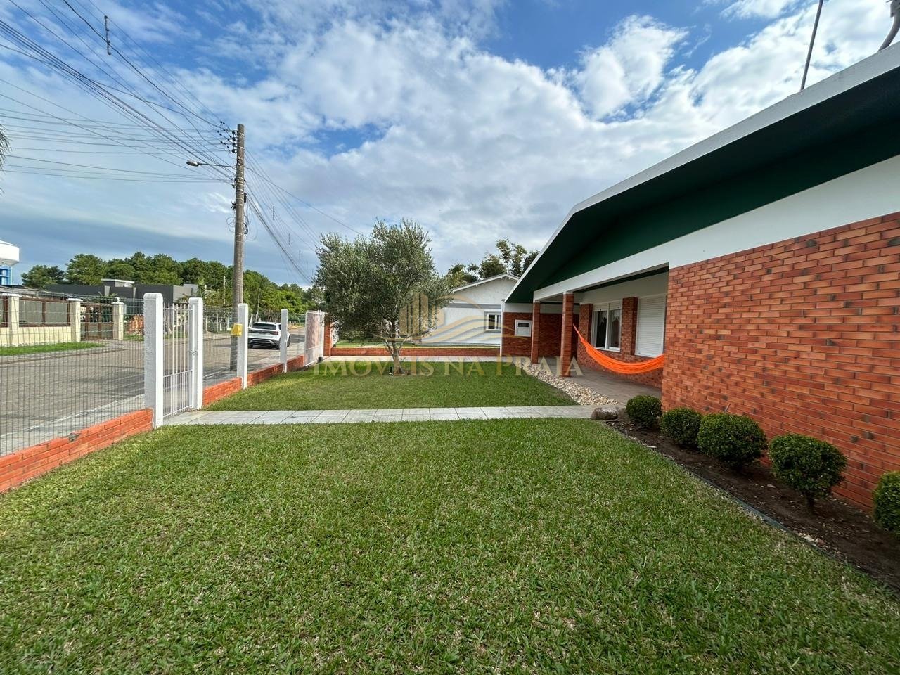 Foto 5 — Casa á venda 3 dormitórios em Atlântida.