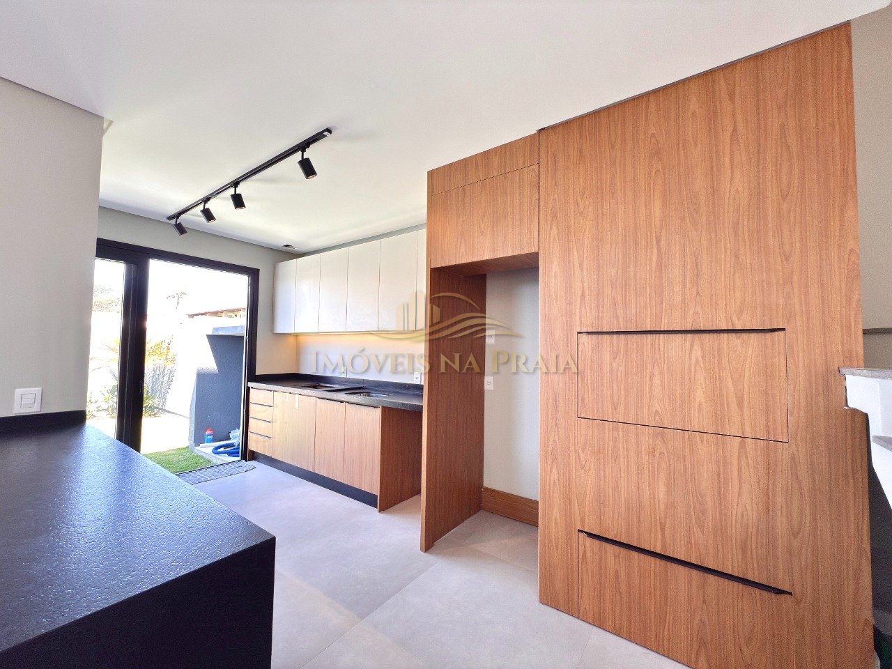 Foto 32 — Casa 4 Dormitório(s) Bairro Rainha do Mar