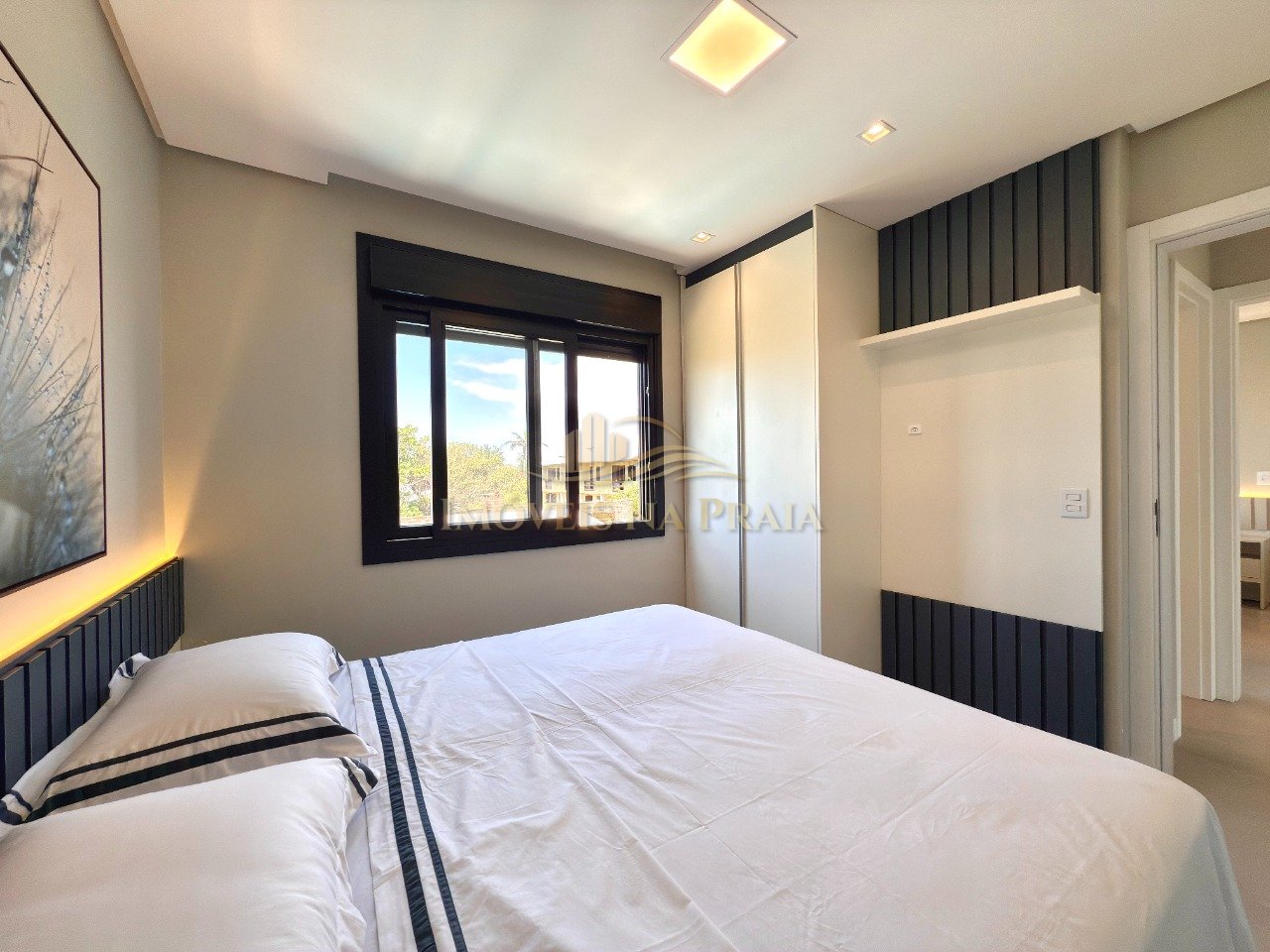 Foto 8 — Casa 4 Dormitório(s) Bairro Rainha do Mar