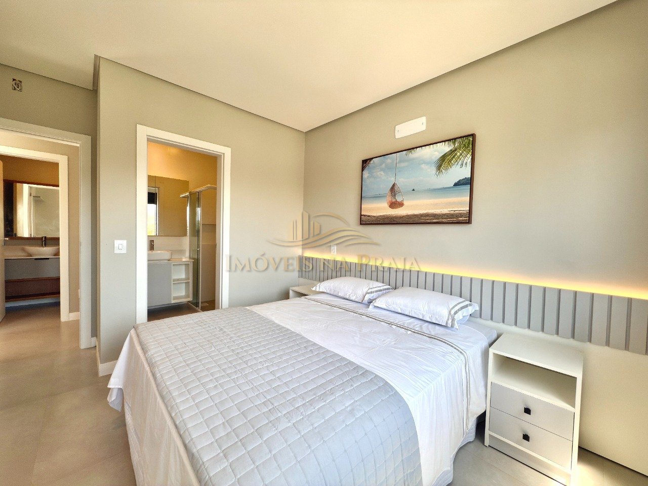 Foto 16 — Casa 4 Dormitório(s) Bairro Rainha do Mar