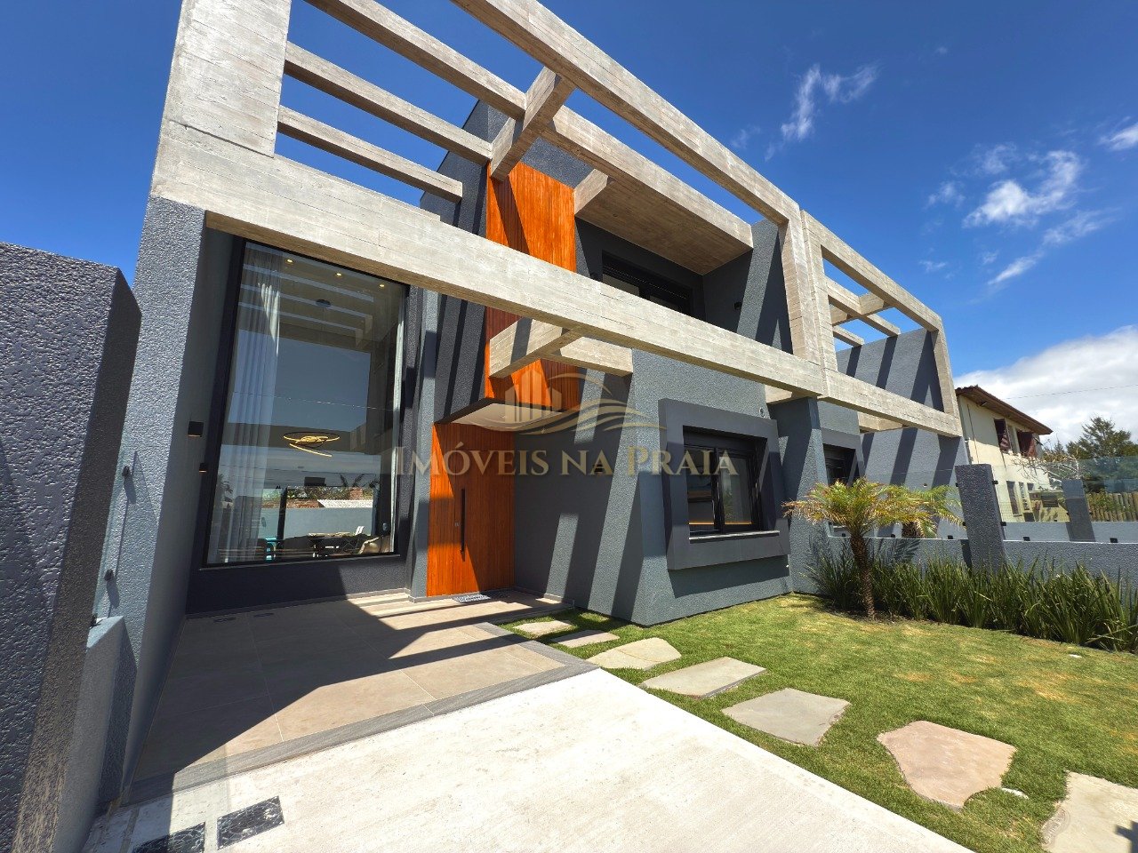 Casa 4 Dormitório(s) Bairro Rainha do Mar