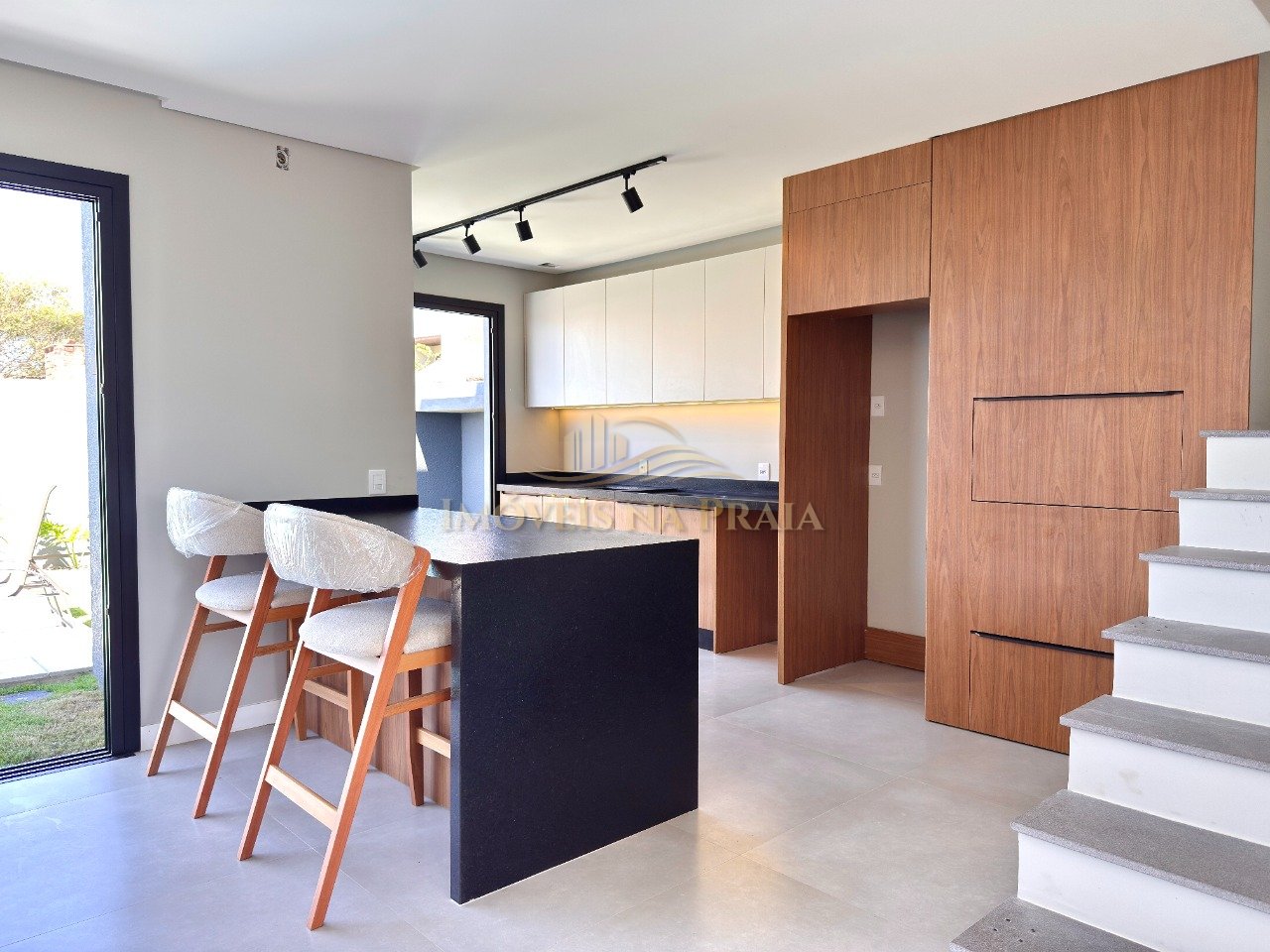 Foto 22 — Casa 4 Dormitório(s) Bairro Rainha do Mar