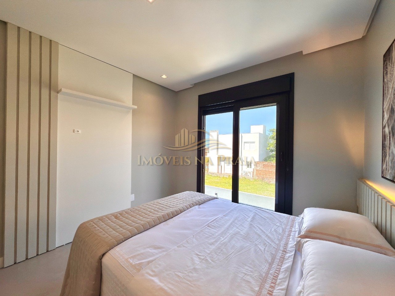 Foto 12 — Casa 4 Dormitório(s) Bairro Rainha do Mar