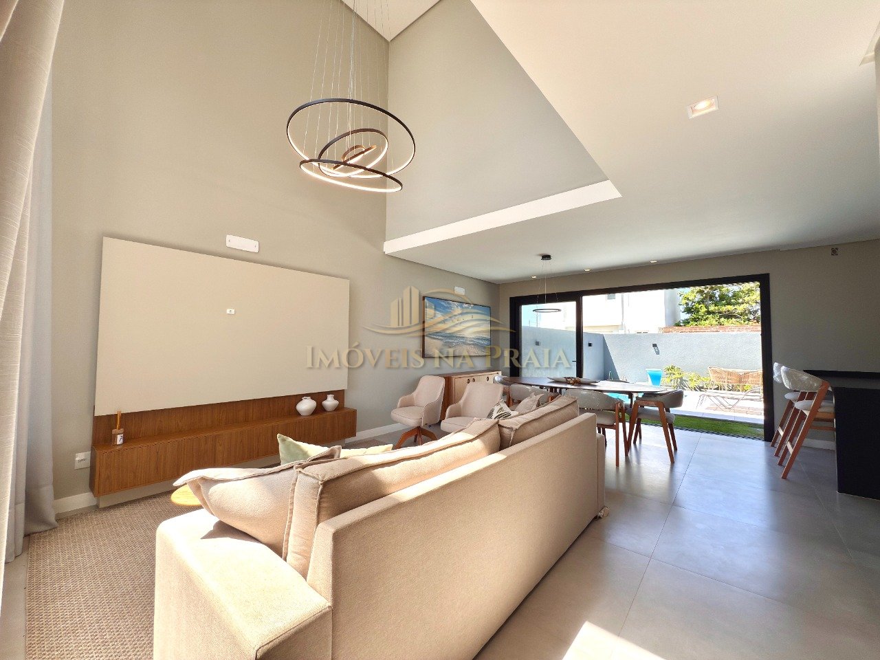 Foto 19 — Casa 4 Dormitório(s) Bairro Rainha do Mar