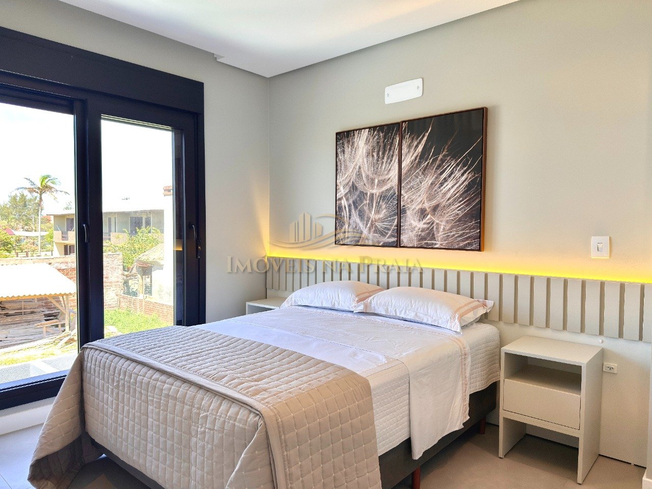 Foto 10 — Casa 4 Dormitório(s) Bairro Rainha do Mar