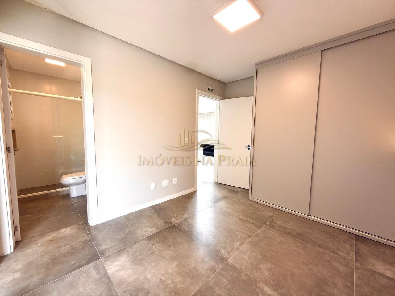 Foto 14 — Casa em Condomínio 4 Dormitório(s) Bairro Sunset