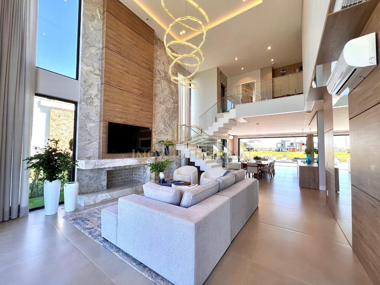 Foto 6 — Casa em Condomínio 5 Dormitório(s) Bairro Sense Xa