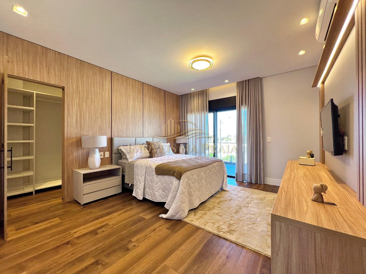 Foto 39 — Casa em Condomínio 5 Dormitório(s) Bairro Sense Xa