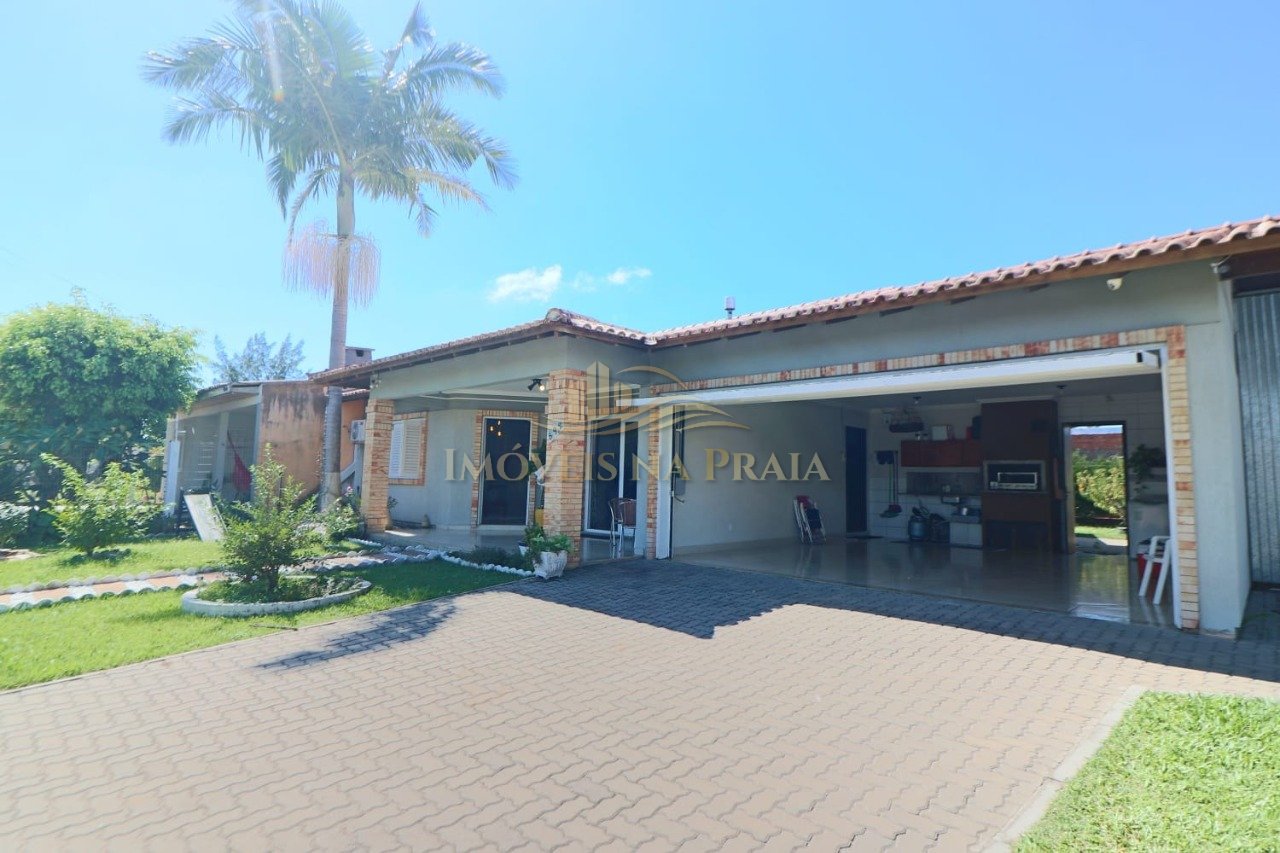 Foto 2 — Casa 3 Dormitório(s) Bairro Rainha do Mar