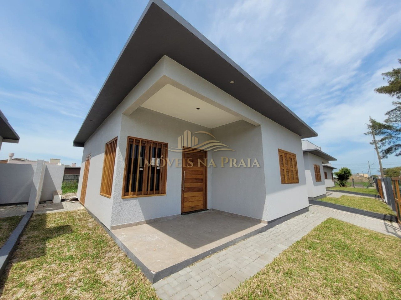 Casa 2 Dormitório(s) Bairro Rainha Do Mar