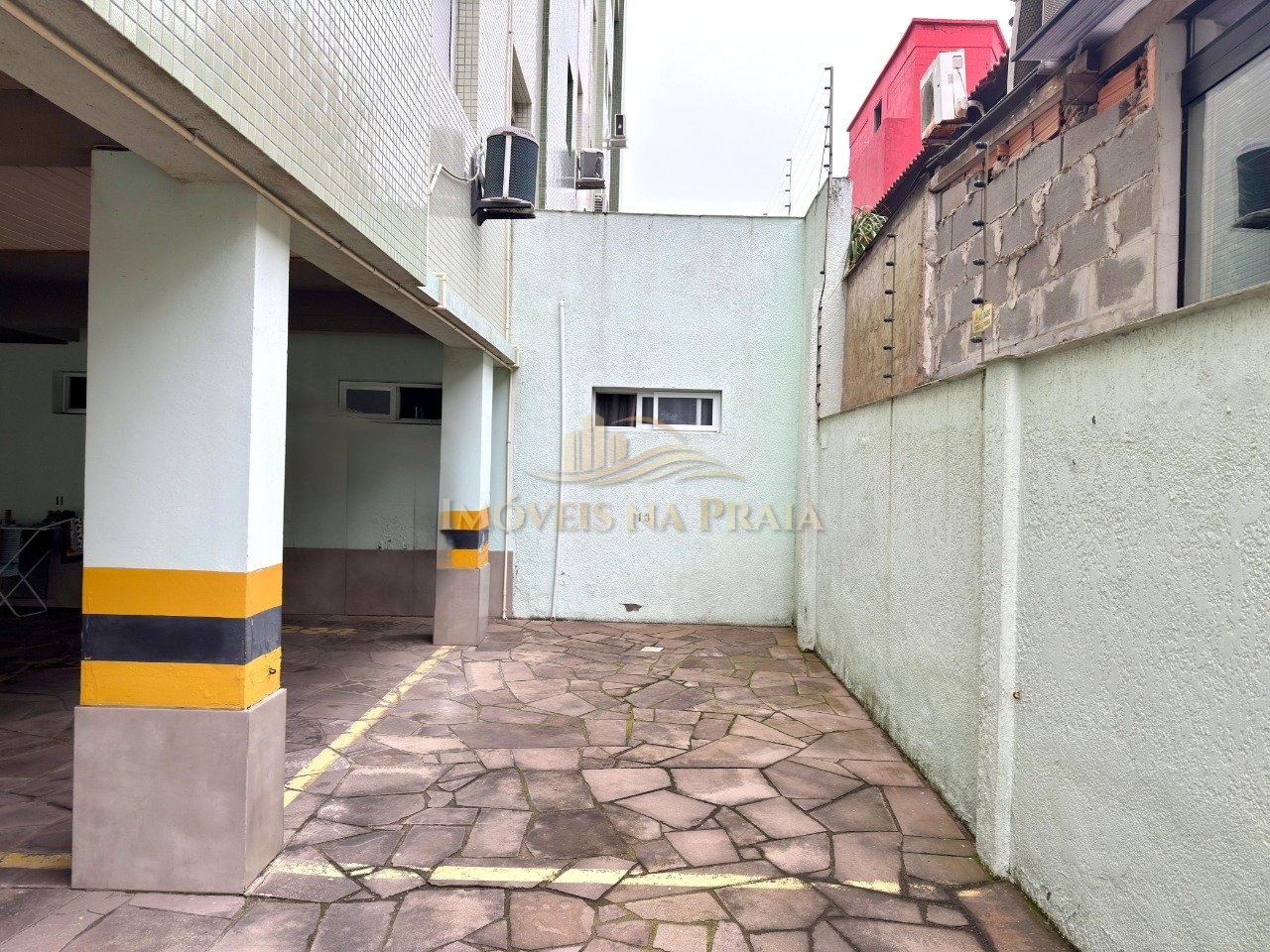 Foto 2 — Apartamento 2 dormitórios no bairro Atlântida