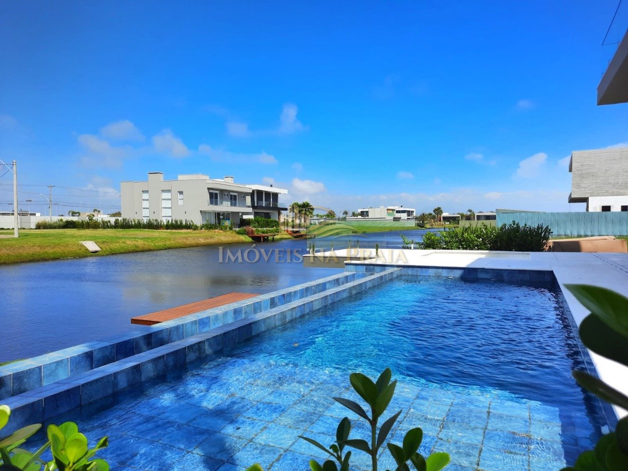 Foto 9 — Casa em Condomínio 5 Dormitório(s) Bairro Sense Xa