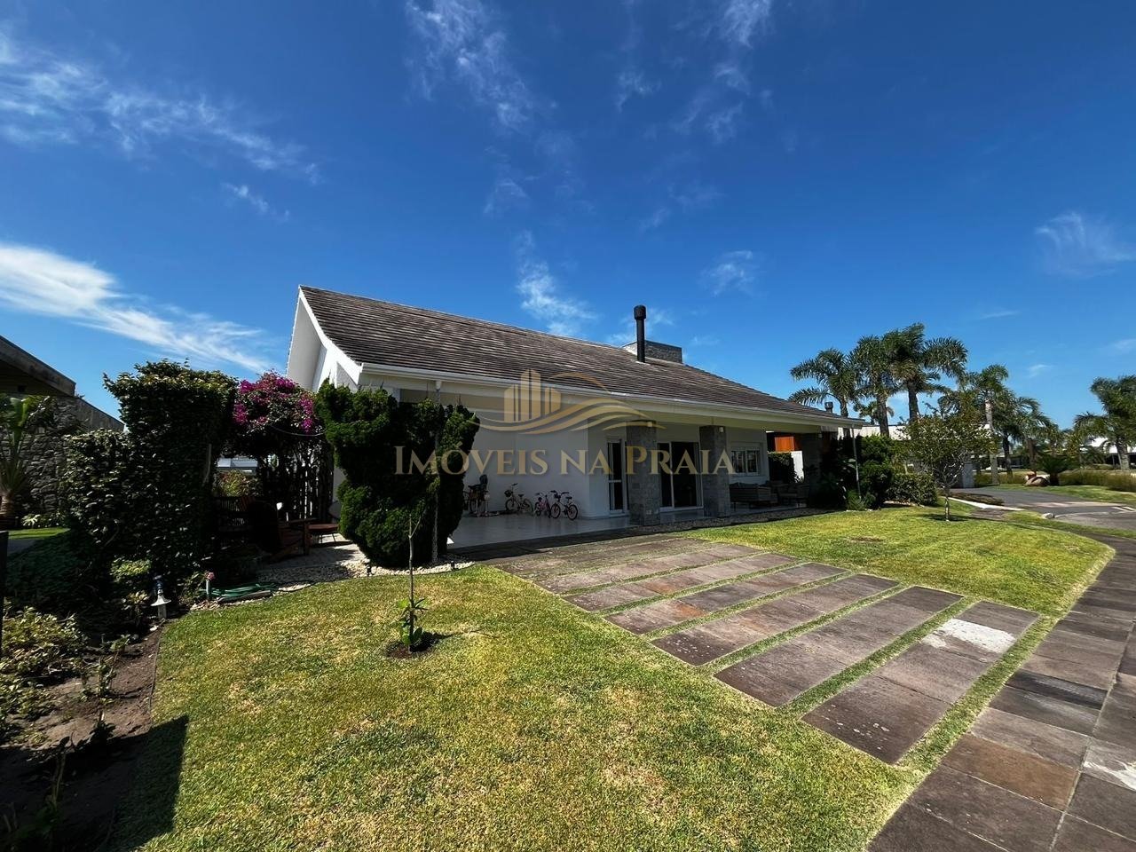 Casa em Condomínio 3 dormitórios no bairro Quintas do Lago