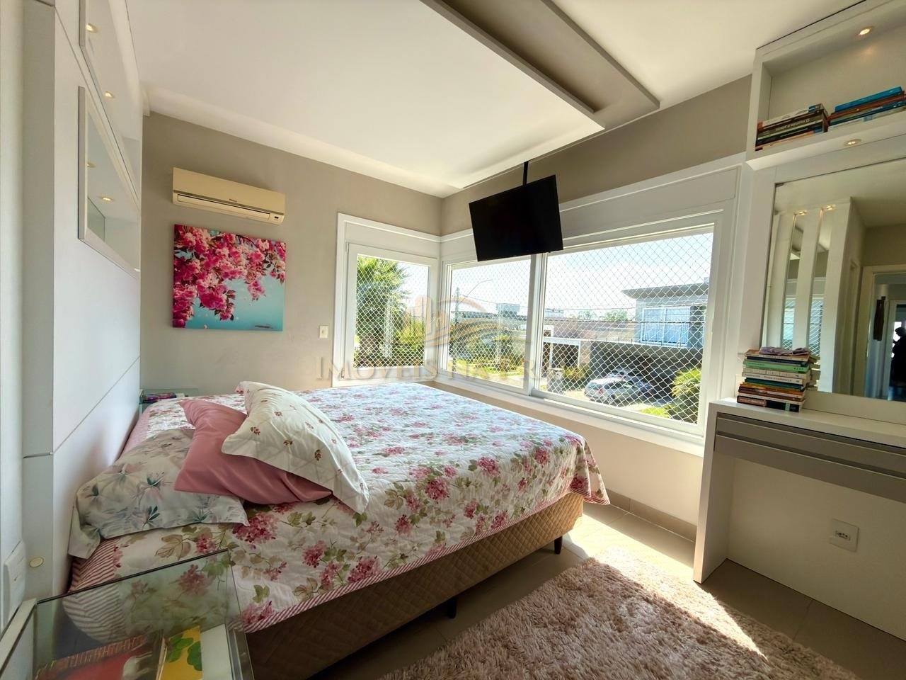 Foto 24 — Sobrado 3 suítes, frente Norte, perto clube.