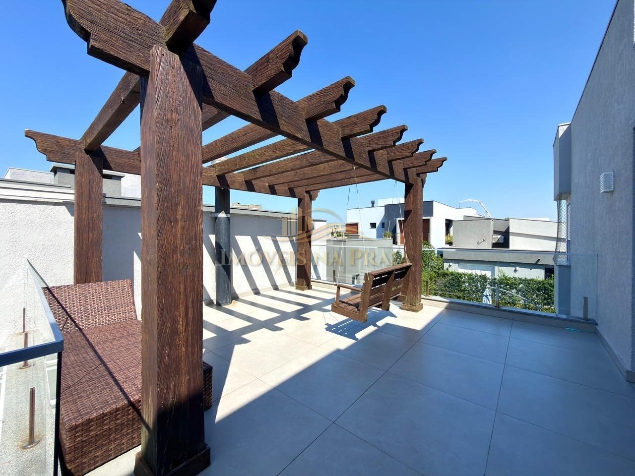 Foto 29 — Sobrado 3 suítes, frente Norte, perto clube.