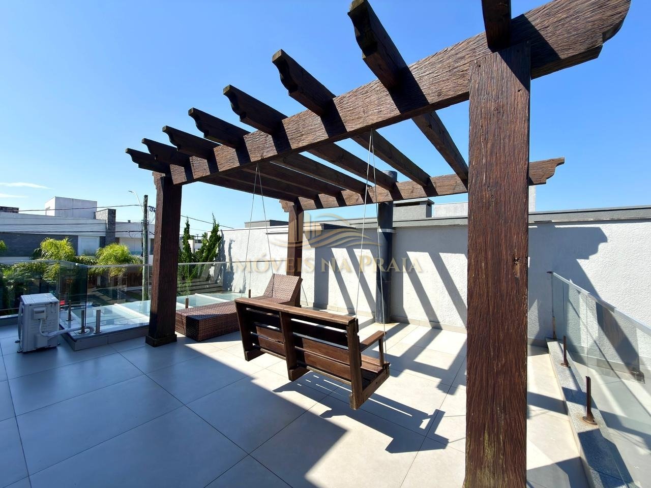 Foto 30 — Sobrado 3 suítes, frente Norte, perto clube.