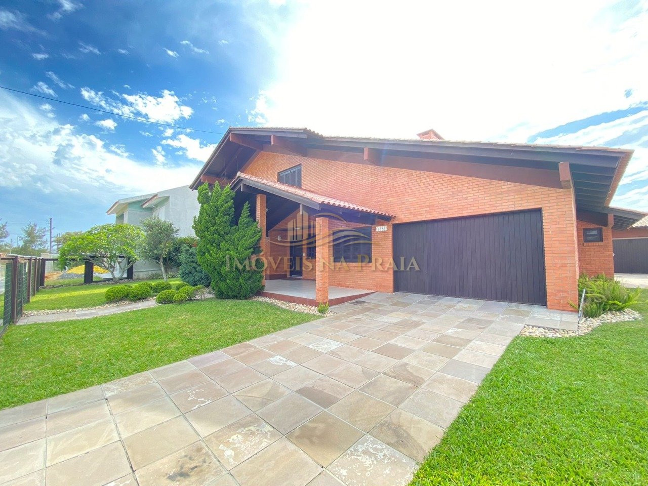 Casa 6 Dormitório(s) Bairro Centro