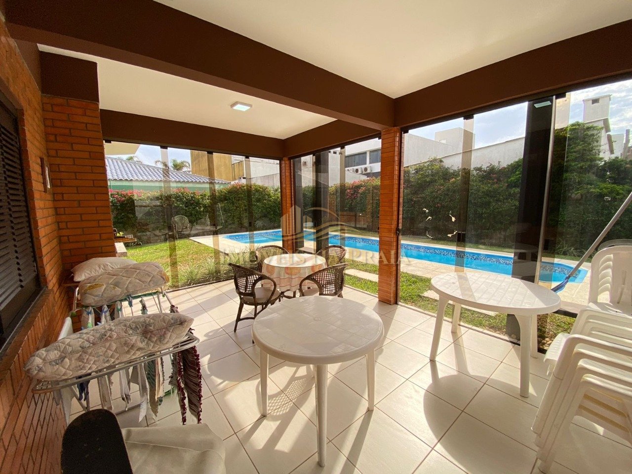 Foto 9 — Casa 6 Dormitório(s) Bairro Centro