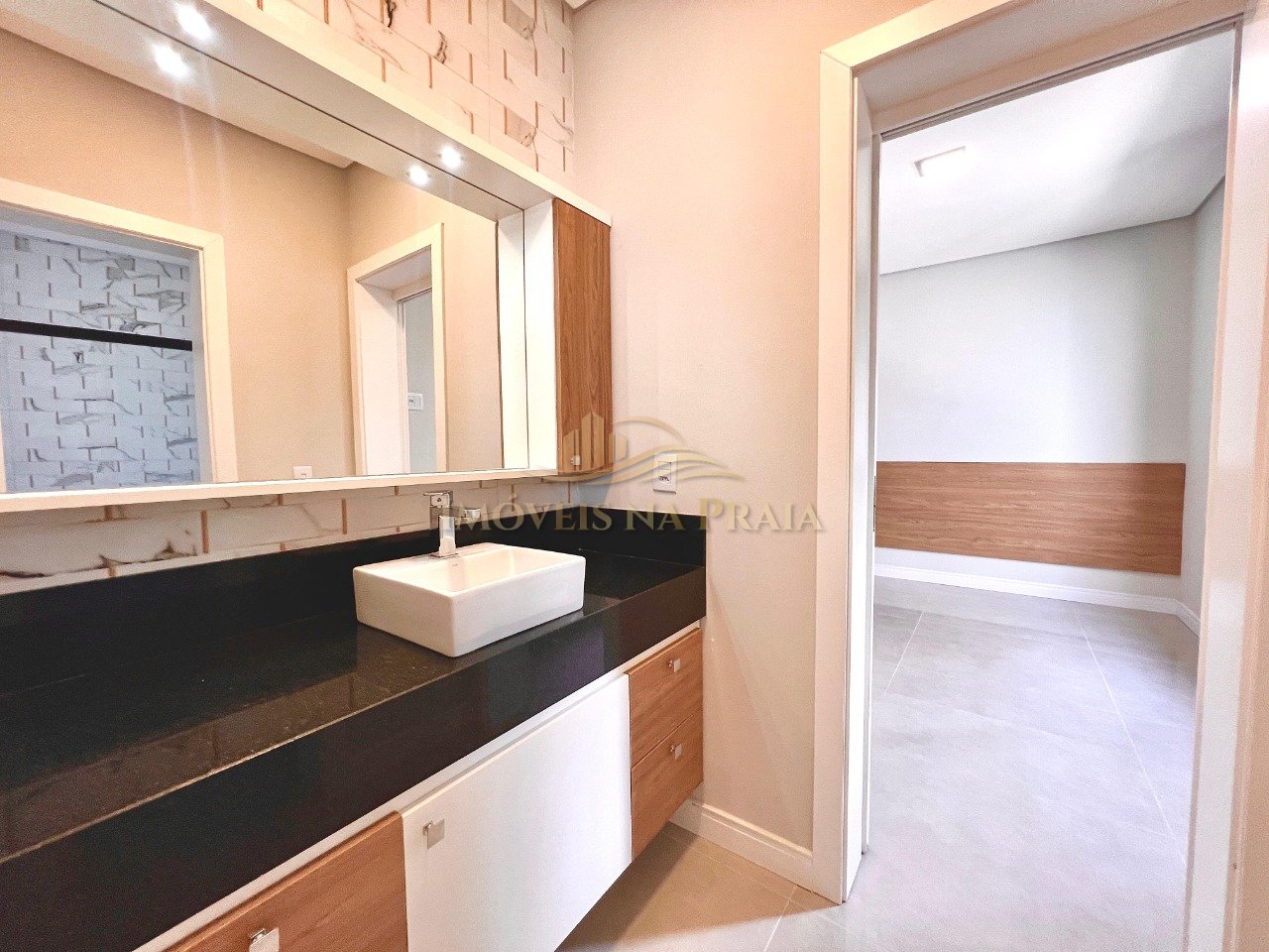 Foto 13 — Casa em Condomínio 4 Dormitório(s) Bairro Sunset