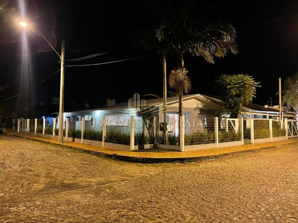 Foto 8 — Casa 3 dormitórios no bairro Atlântida